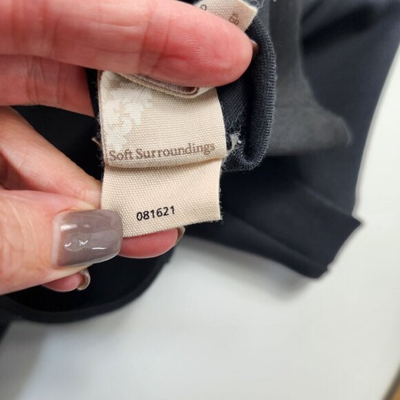 Soft Surroundings Women's Pull On Black Straight Leg Pants Size Petite Medium - Picture 14 of 14